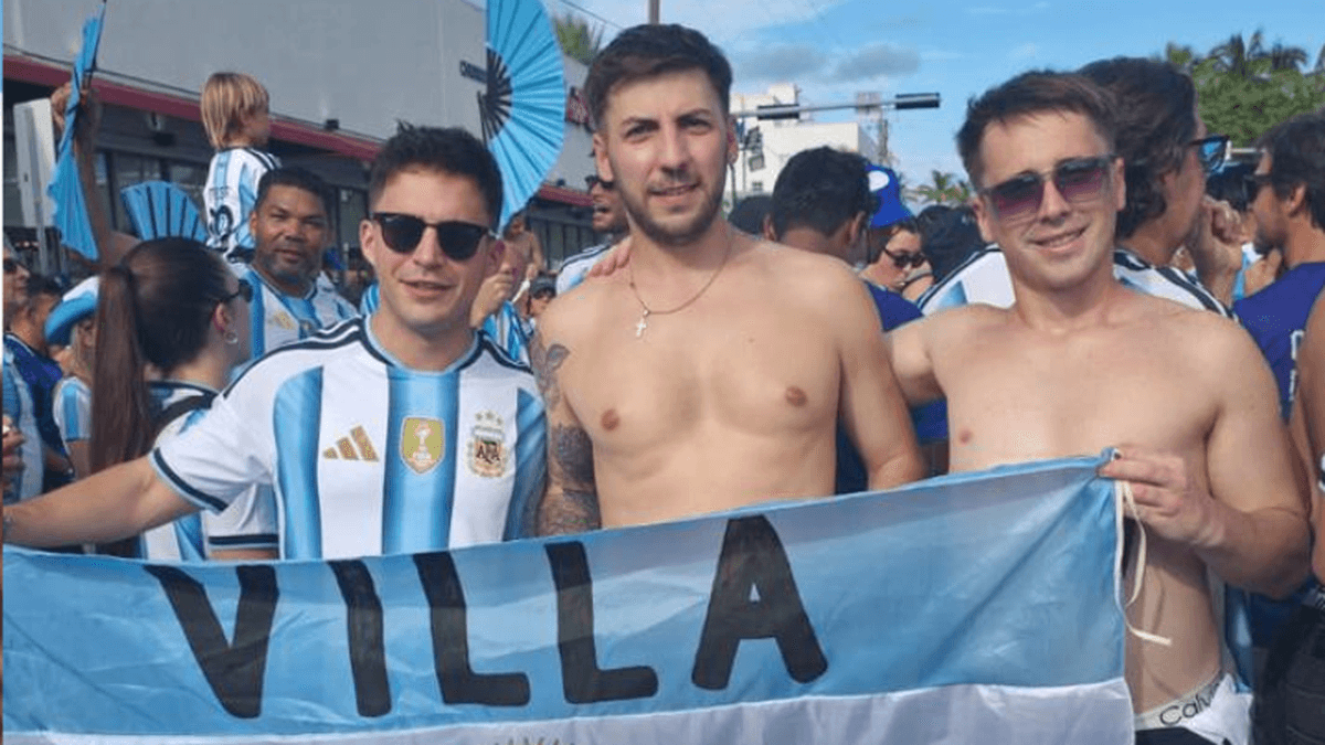 Tres jóvenes de Villa Ramallo están en Miami para seguir a la Scaloneta en el Mundial 2026