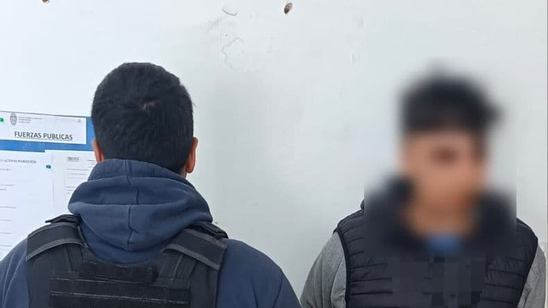 Allanamiento por desobediencia en barrio Kennedy: secuestran marihuana, rifles de aire comprimido y municiones
