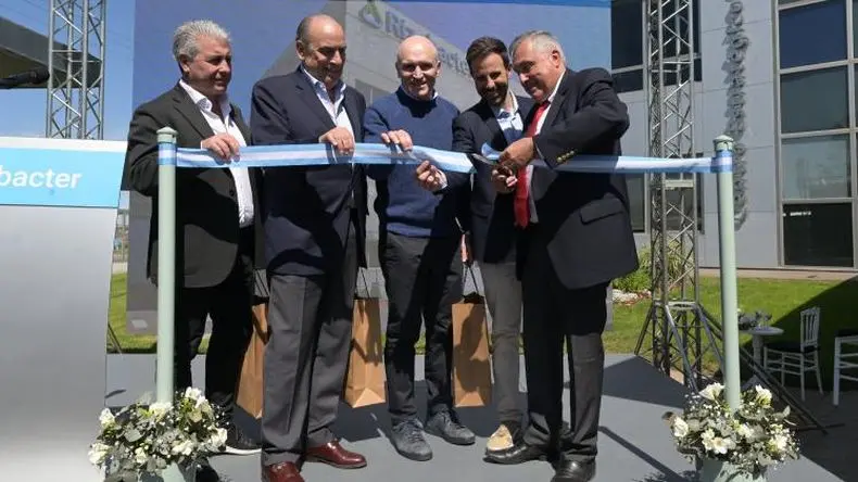 Rizobacter inauguró una nueva planta de biosoluciones en Pergamino