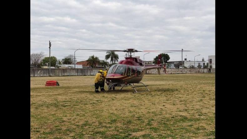 Incendio en las islas: operativo conjunto con base en San Nicolás