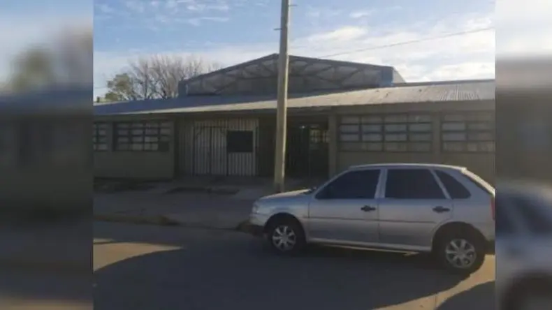 Entraron a robar y provocar daños en escuelas y centros del barrio José Hernández