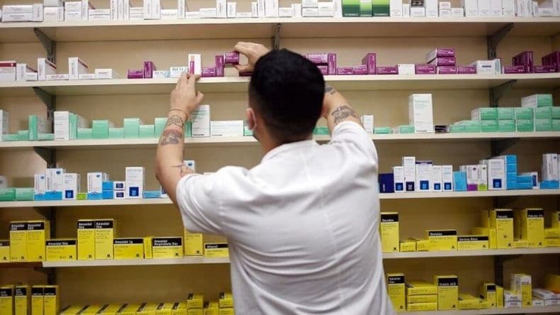 Farmacias: deudas de las obras sociales ponen en riesgo la reposición de los medicamentos