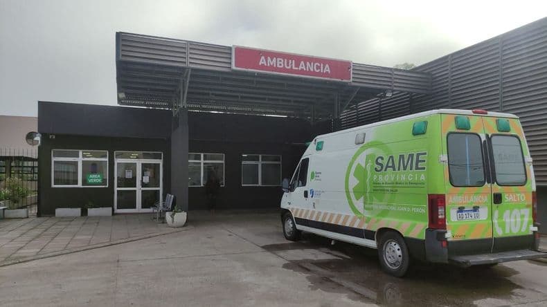 Un cordón sanitario de emergencia trasladó al Hospital a un niño herido en un accidente en bicicleta