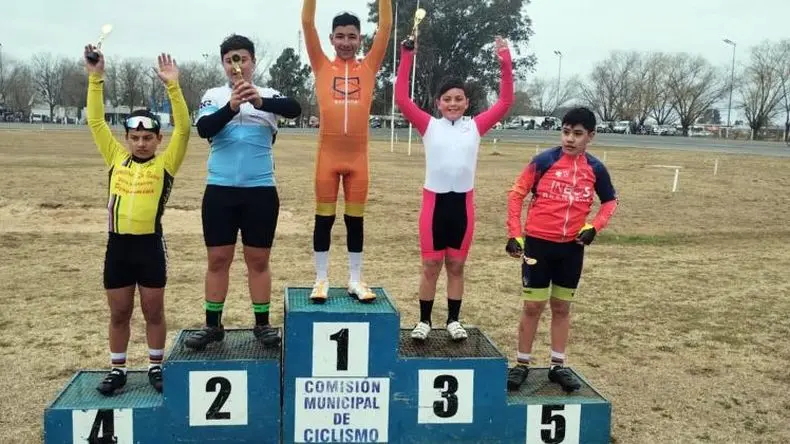 Juliano Almeida tuvo un fin de semana con victorias en Villa Cañás y Salto