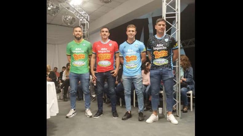 Juventud presentó su camiseta para el Torneo Regional Amateur de Fútbol