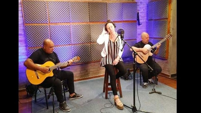 Cora Tulliani vuelve a cantar en Pergamino