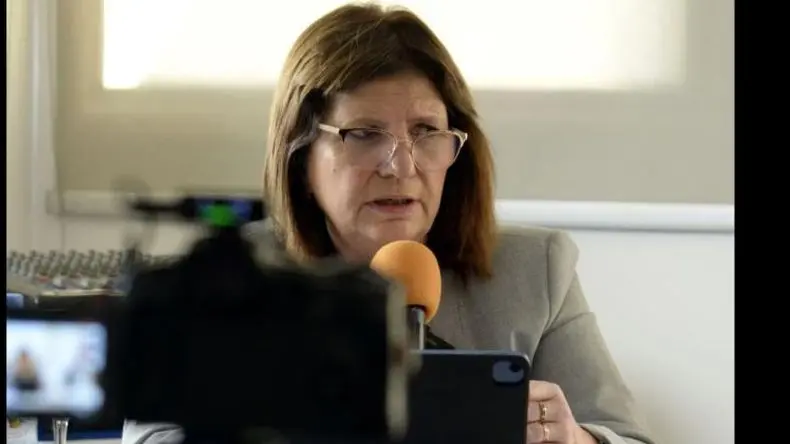 Bullrich apuntó contra Cristina Kirchner: "la Justicia la persigue porque se la llevaron toda"