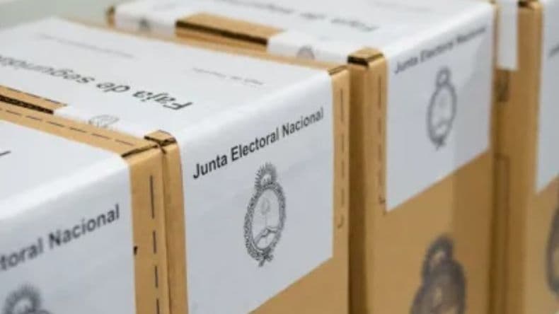 Elecciones: distribuyeron hoy las urnas para evitar demoras en el inicio de los comicios