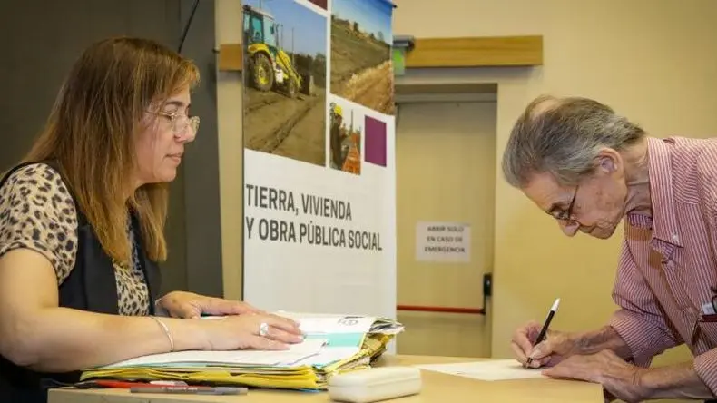 Escrituras en Pergamino: 21 familias pasaron a ser titulares de dominio