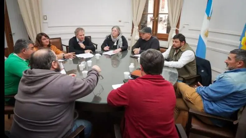 Municipales: reabrirán la paritaria en medio de un conflicto con trabajadores de los CDC