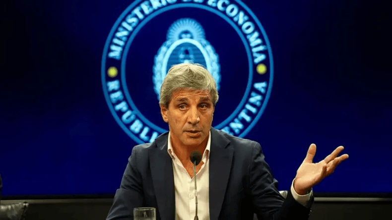 Fin del cepo: el Gobierno anunció que a partir del lunes el dólar flotará