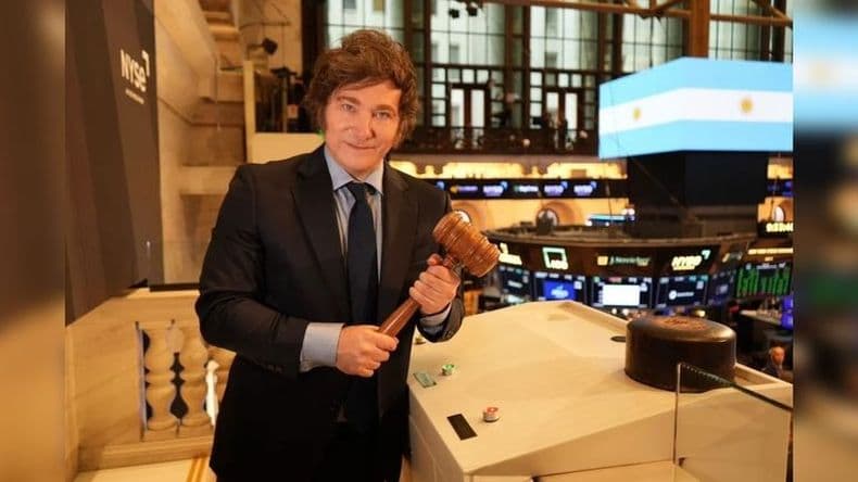Cómo fue el debut de la economía sin cepo cambiario