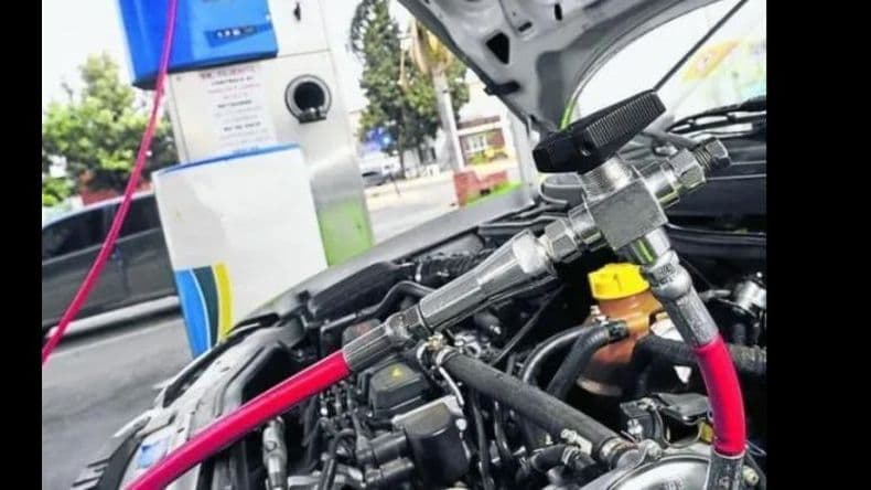 Los vehículos que usan GNC no cargarán más por las válvulas externas