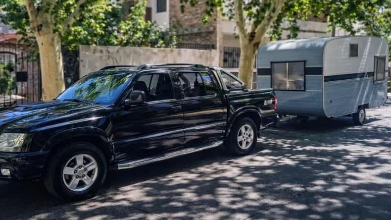 Mar del Plata: robaron una casa rodante con una familia adentro y abandonaron a dos nenes en la ruta