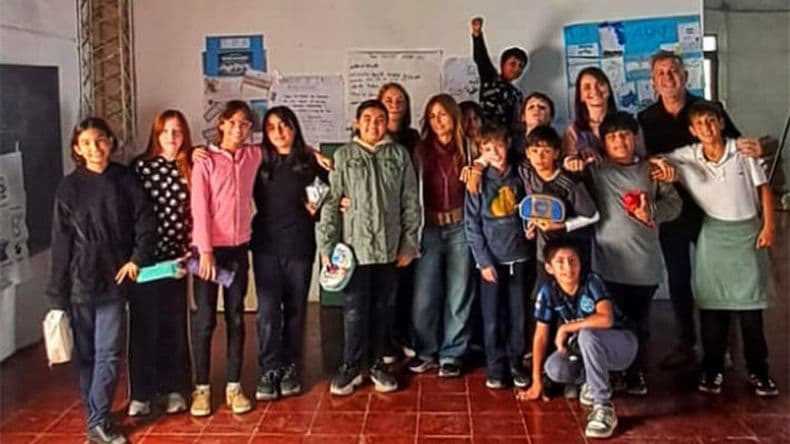 Taller Atahualpa Yupanqui: Patrimonio, Identidad y Memoria en la EP N°19 de J. A. de la Peña
