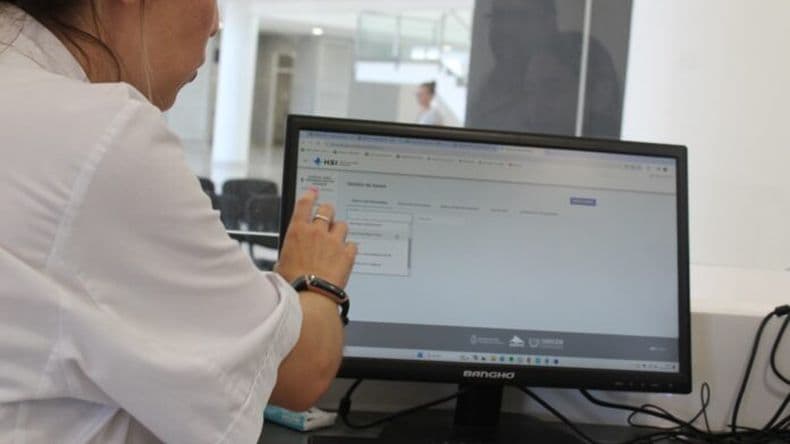 Salud a un clic: la Provincia amplía el servicio de telemedicina para toda la población