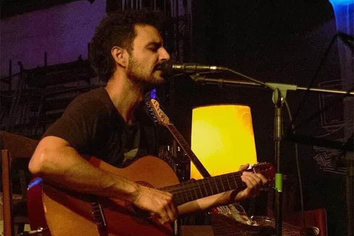Joaquín de Mayo presentó Permiso, su primer disco de canciones propias