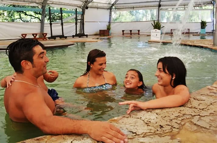 Las nueve termas bonaerenses para disfrutar en vacaciones de invierno