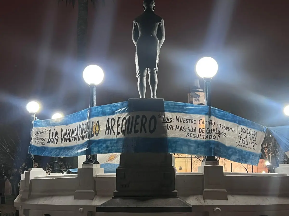 Una ciudad orgullosa: San Antonio de Areco espera el regreso de Luis García