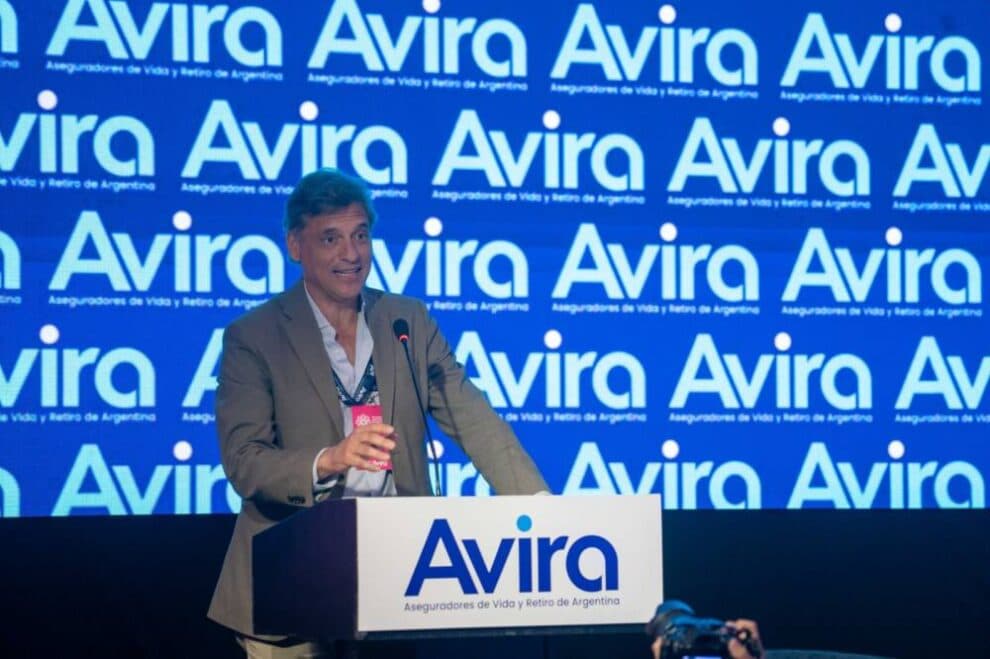 El Superintendente de Seguros de la Nación participó del Seminario Internacional de Seguros de Vida y Retiro organizado por AVIRA
