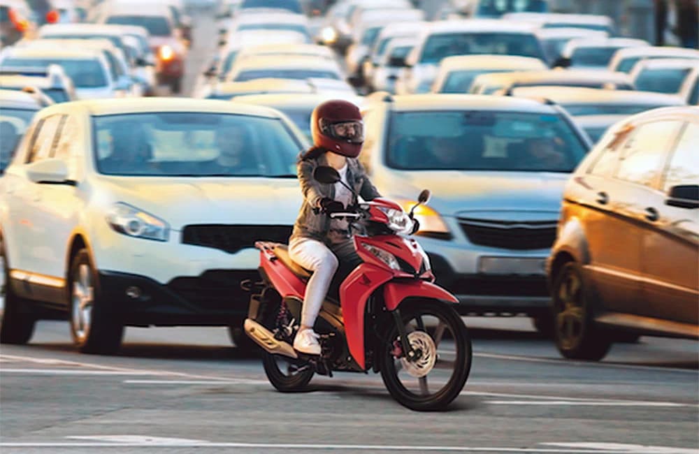 En agosto no cambió la tendencia de los patentamientos: motos al alza y autos a la baja