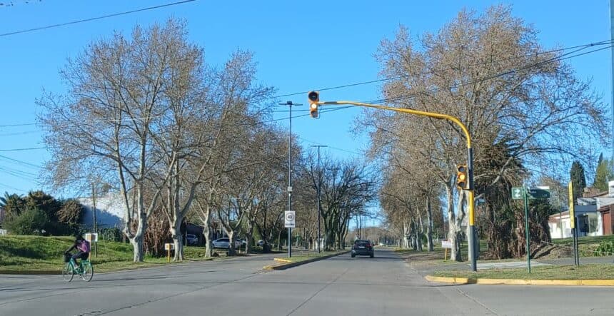 Más semáforos en Pergamino y el desafío de reforzar el respeto por las normas de tránsito