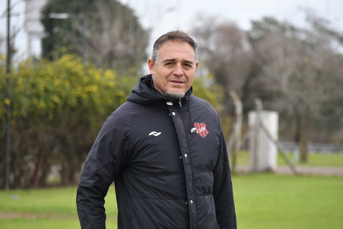 "De ahora en adelante es momento de acertar", la apuesta de Hernán Medina ante lo que viene para Douglas