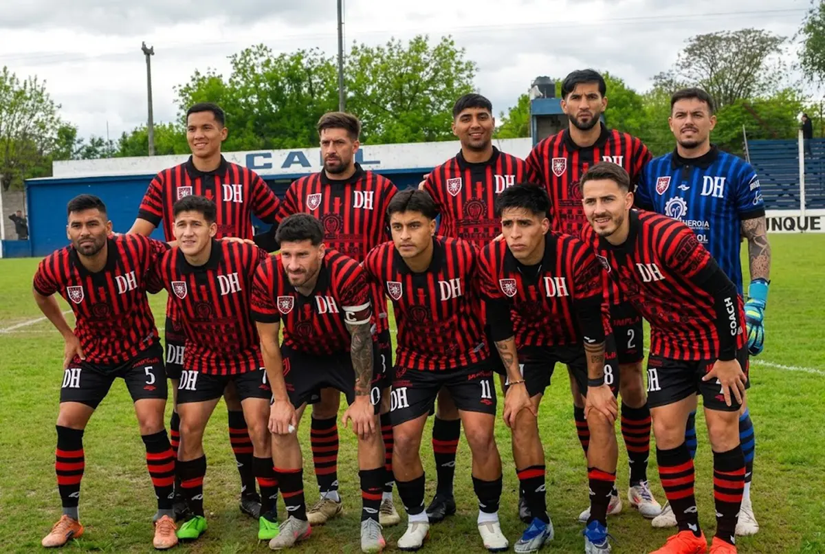 Douglas igualó en Lincoln y le alcanzará con otro empate para avanzar