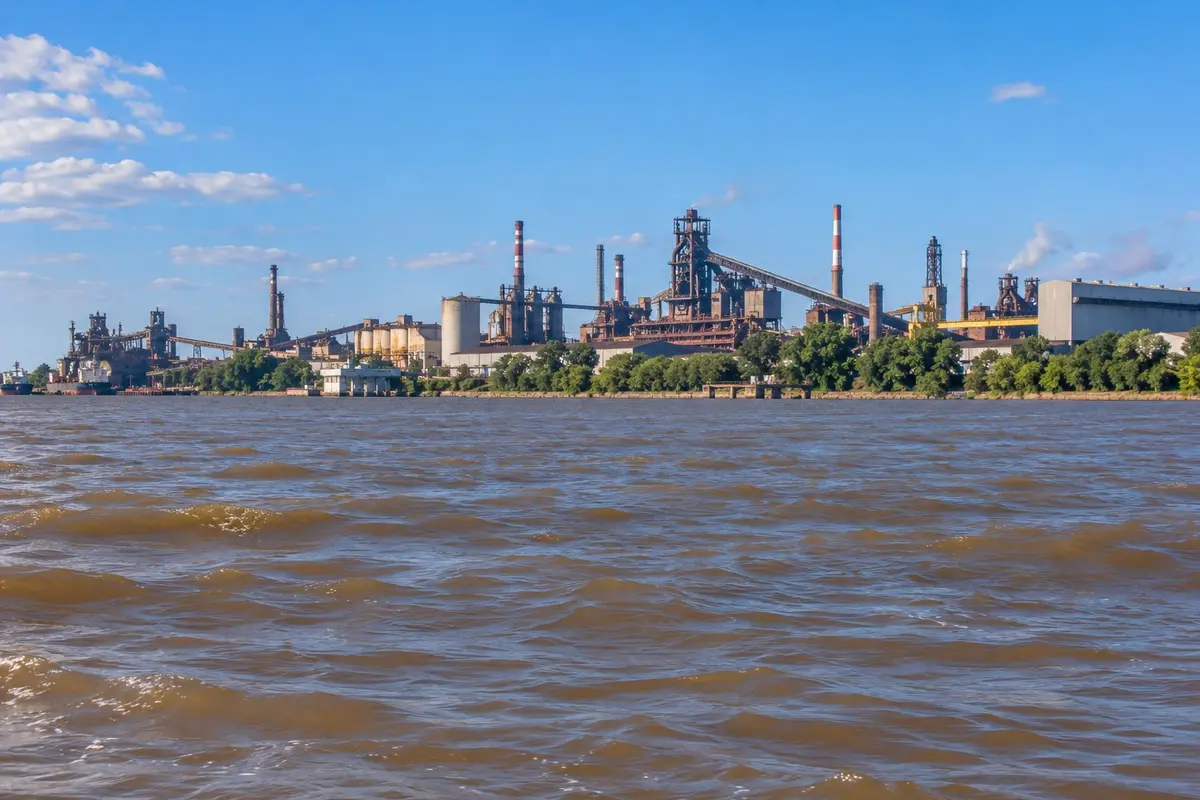 San Nicolás: El Paraná volvió a superar los 2 metros y crece la preocupación aguas arriba