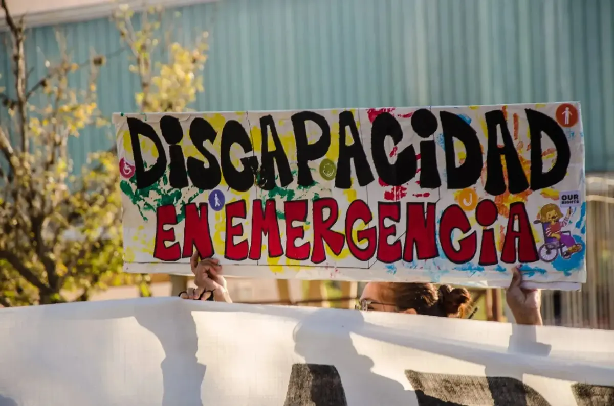 San Nicolás: Prestadores de discapacidad reclaman por deudas de obras sociales de hasta 120 días
