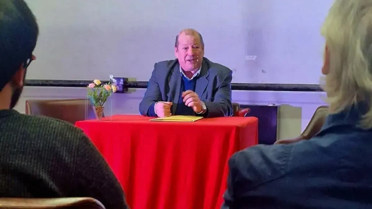 San Nicolás: Ricardo Eseverri analizó los adelantos urbanos de 1880 en la Feria del Libro Rumbo